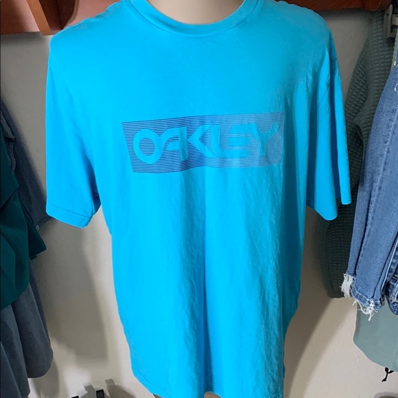 Oakley Men’s Blue Tee size Large - Picture 1 of 4